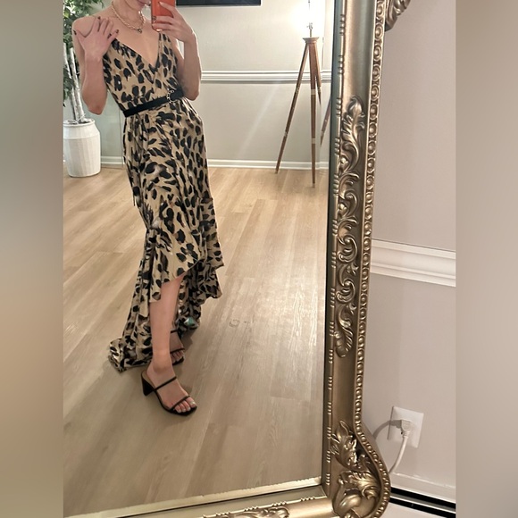 Sincerely Jules - Black Strappy Block 3 Inch Heel Sandals ✨🖤 - Picture 4 of 14